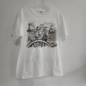 Vintage Gildan T-Shirt L Large Pirates Cove Resort Marina Skulls Glow In Dark